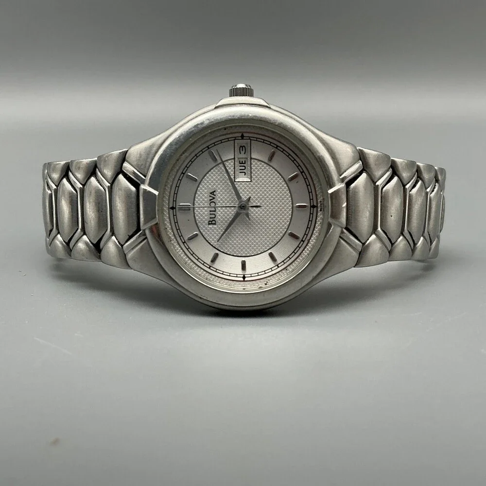 Bulova see photos